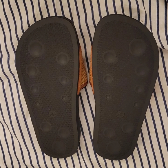 MARNI Beige Embroidered Sandals - Picture 3 of 3